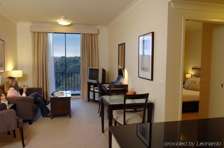 Oaks Sydney North Ryde Suites Zimmer foto